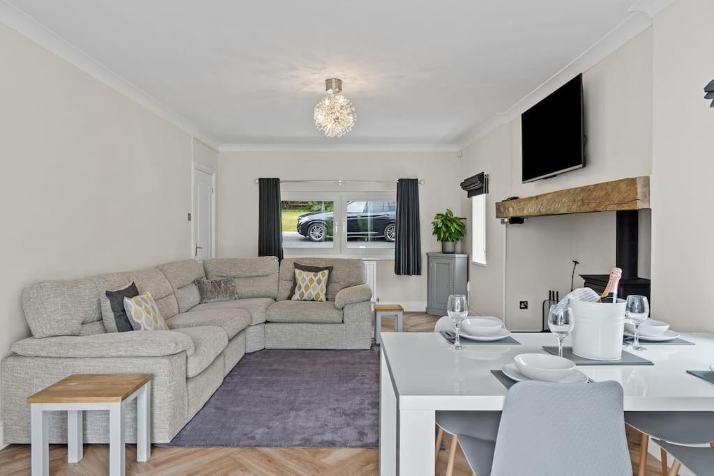 White Cottage Stunning Contemporary 2 Bedroom 2 Ensuite Annex With Hot Tub Plymouth Exteriér fotografie